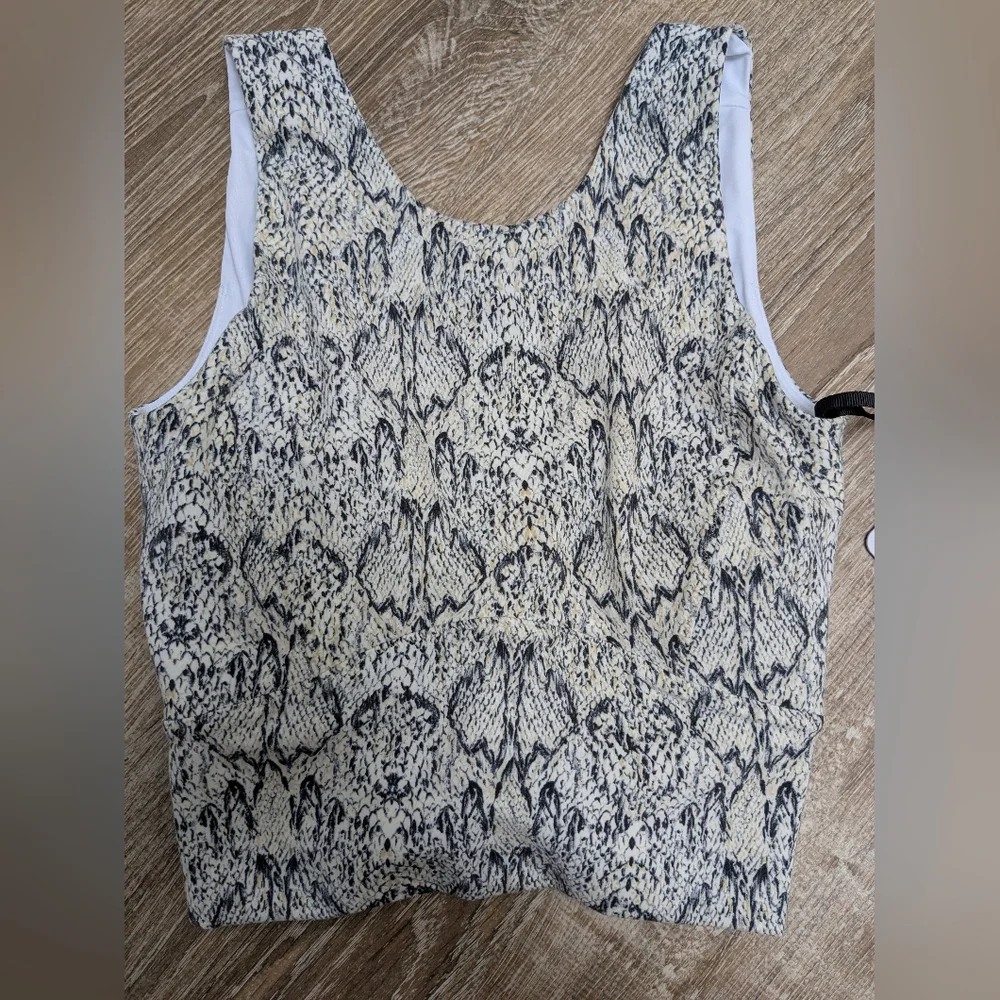 NWT Varley Let's Move Valerie Snake Skin Neutral Sports Bra Size XS
